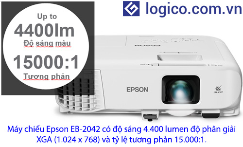 Máy chiếu Epson EB-2042 có độ sáng 4.400 lumens, độ phân giải XGA (1.024 x 768) và tỷ lệ tương phản 15.000:1