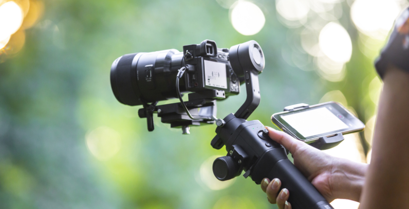 Gimbal là gì ?  Dùng máy ảnh có cần thiết phải có Gimbal 