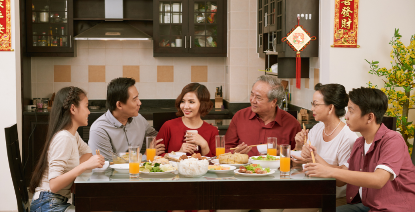 Hình ảnh chúc mừng năm mới gia đình sum vầy2