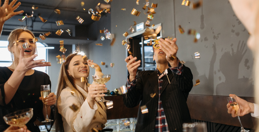 Hình ảnh chúc mừng năm mới phong cách hiện đại2