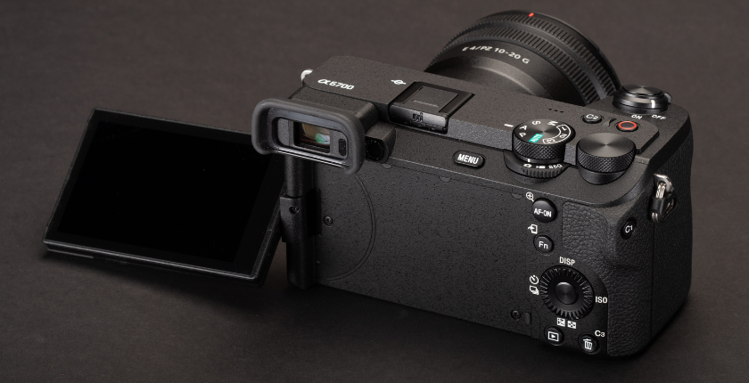 Sony A6700 trang bị bộ xử lý Bionz XR kết hợp với chip AI chuyên dụng