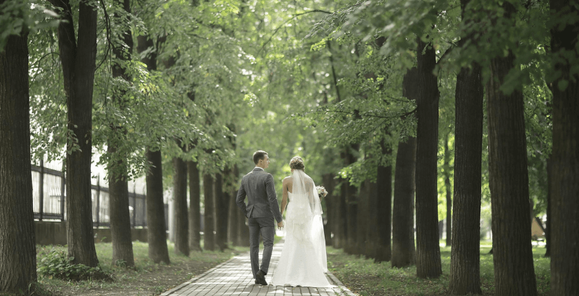 Tạo dáng chụp ảnh cưới từ góc xa – bí ẩn và nghệ thuật