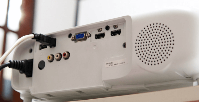 Epson trang bị cho máy chiếu Epson EB-FH52 chuẩn bảo mật không dây WPA2/WPA3-Enterprise