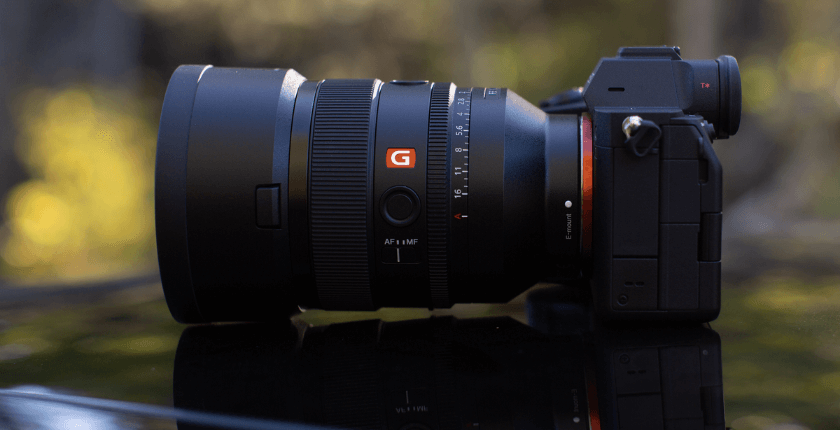 Sony trang bị cho A7V màn hình LCD 3,2 inch 2,1 triệu điểm với cơ chế xoay linh hoạt 4 trục