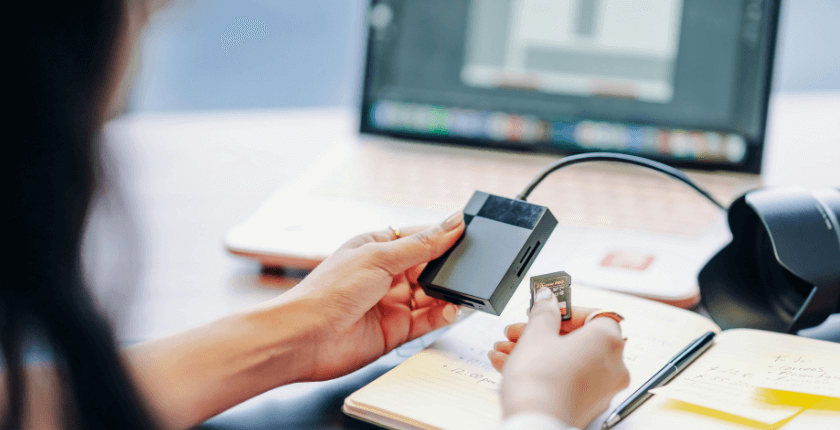 Cách chọn đầu đọc thẻ nhớ máy ảnh tốt nhất5