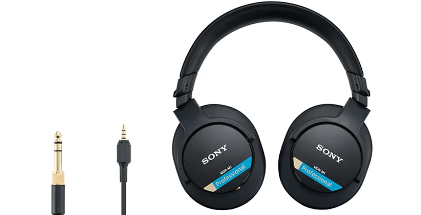Tai nghe kiểm âm Sony MDR-M1 hỗ trợ kết nối linh hoạt với nhiều thiết bị âm thanh nhờ bộ chuyển đổi đầu cắm kiểu bắt vít