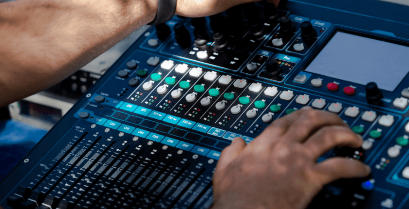 Nguyên nhân khiến mixer bị hú1