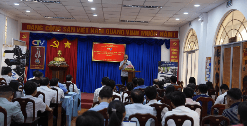 tập huấn nghiệp vụ truyền hình tại Cà Mau-anh4