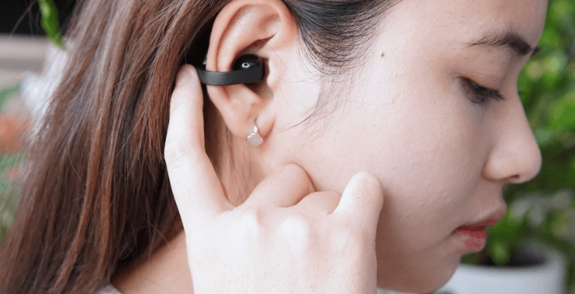 Đàm thoại rõ ràng nhờ AI và công nghệ dẫn truyền qua xương