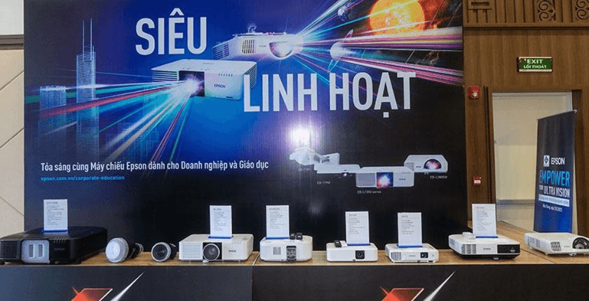 Địa chỉ mua máy chiếu chính hãng uy tín