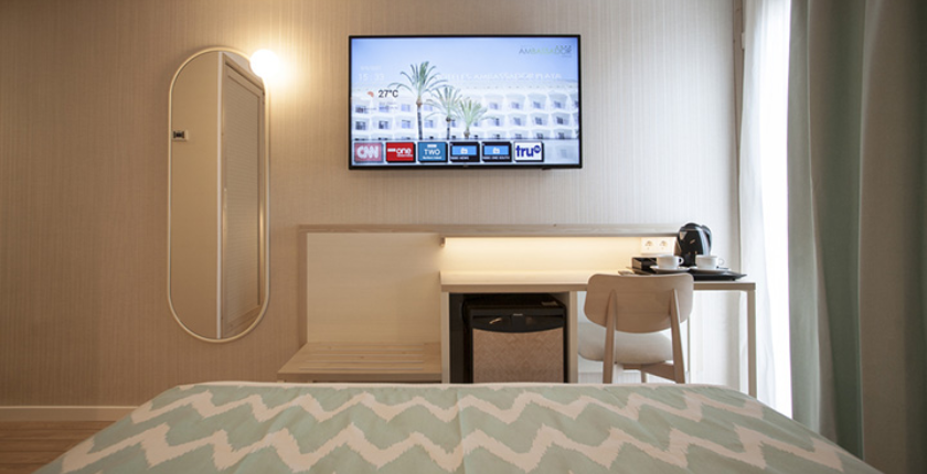 Chuỗi khách sạn Ambassador Playa tại Tây Ban Nha.
