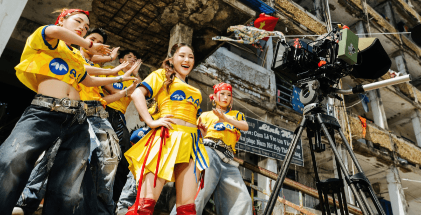 Hậu trường MV Gái Nghệ